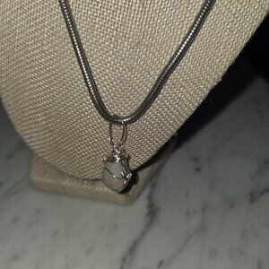 Wire Wrapped White Stone Pendant Necklace Silver Tone Snake Chain